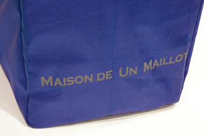 MAISON DE UN MAILLOT ロゴ