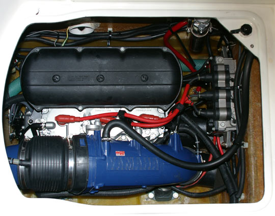 2001���}�n �G�L�T�C�^�[1430�X�|�[�c ���� �G���W���g��ʐ^